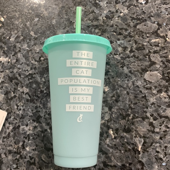 NWT color changing tumbler - Picture 2 of 4